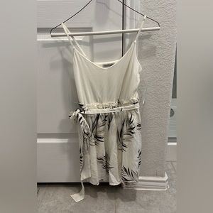 Fashion Nova Romper XS